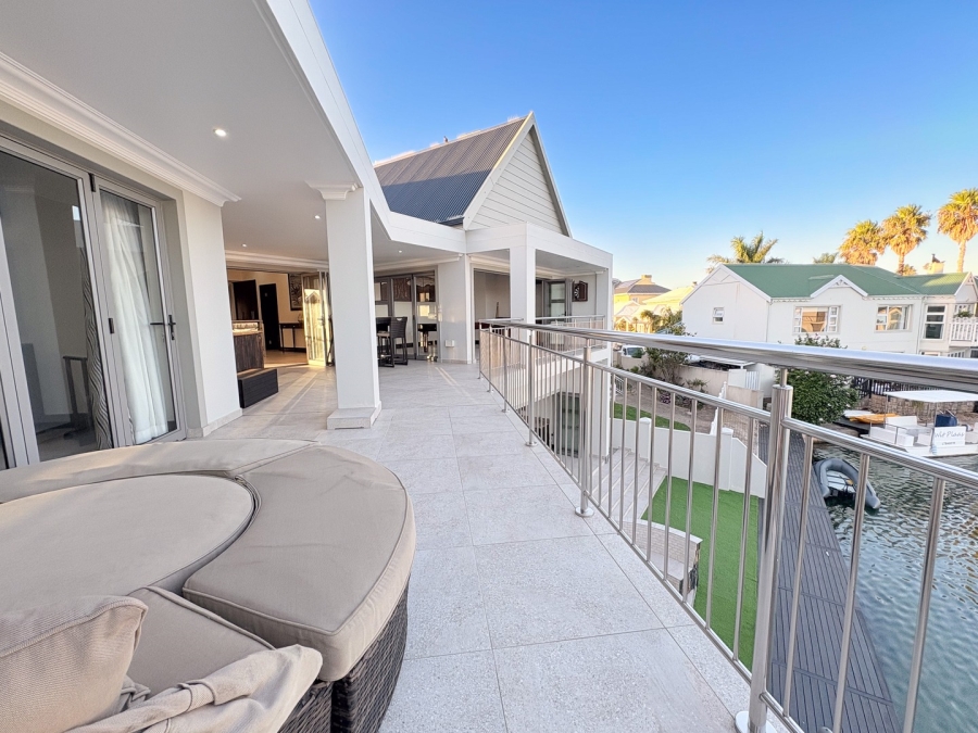5 Bedroom Property for Sale in Marina Martinique Eastern Cape